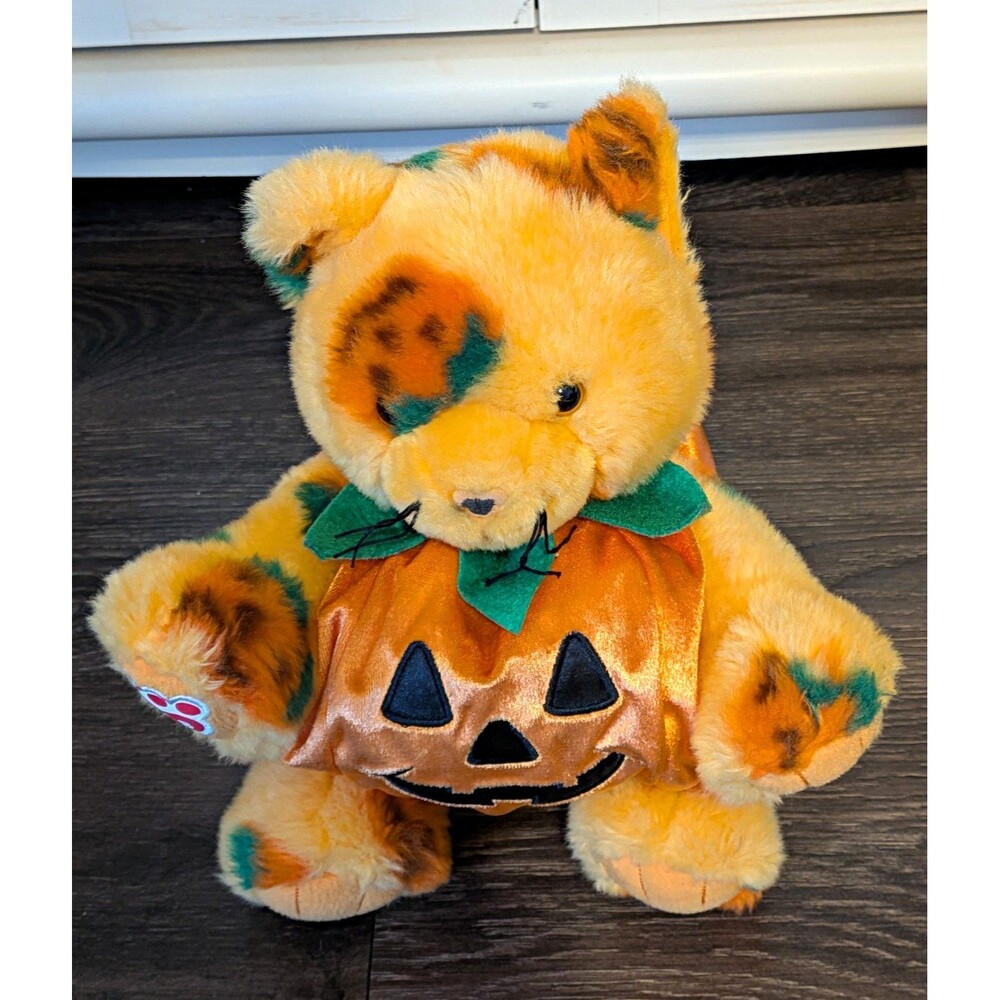 VAULT Build-A-Bear Workshop Halloween Kitty Orange/Green w/ Pumpkin Costume